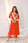 Ethnic outfit for women – wedding-ready kurta with mirror accents