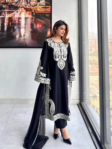 Elegant Chinon Silk Embroidered Kurti Palazzo Set
